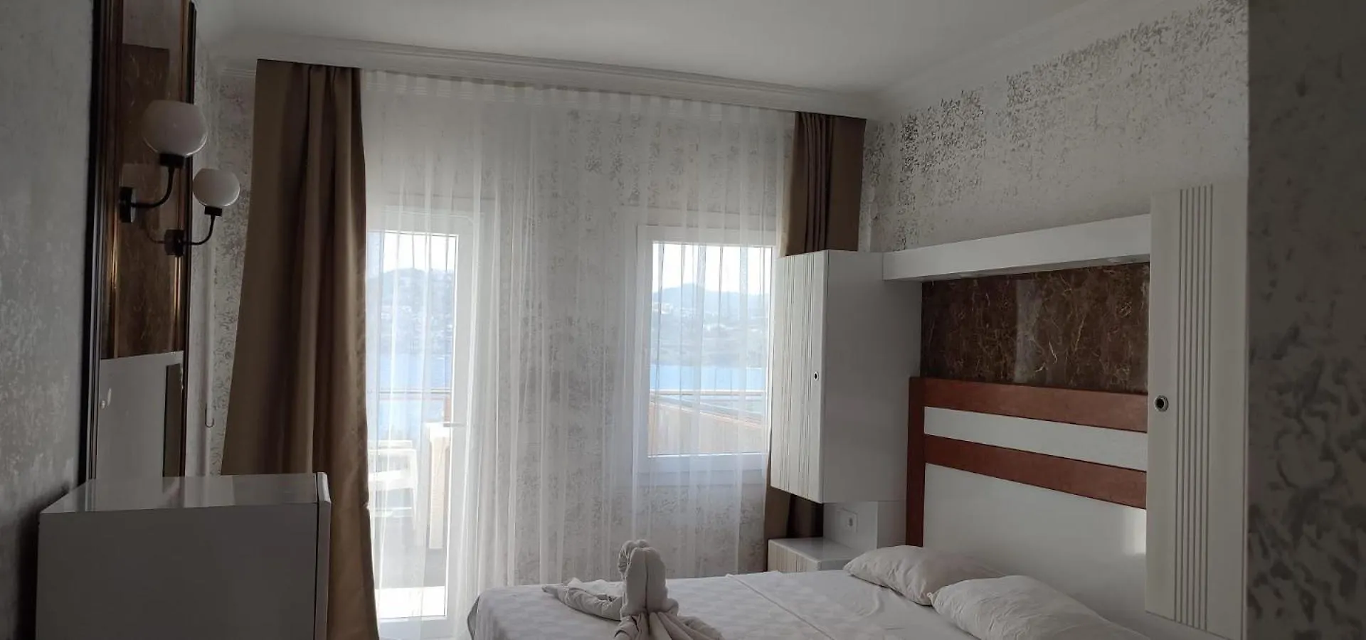 Bodrum Liman Resort 0*,